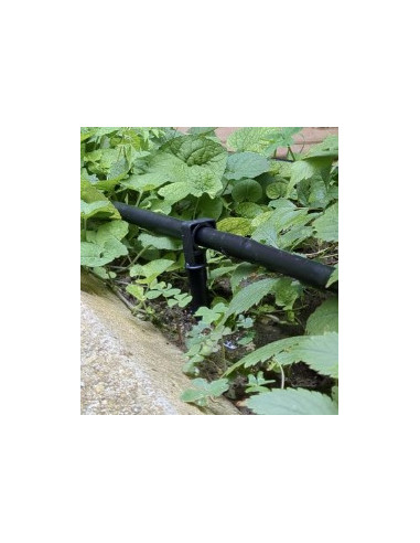ESTACA NEGRA TUBERIA 16mm